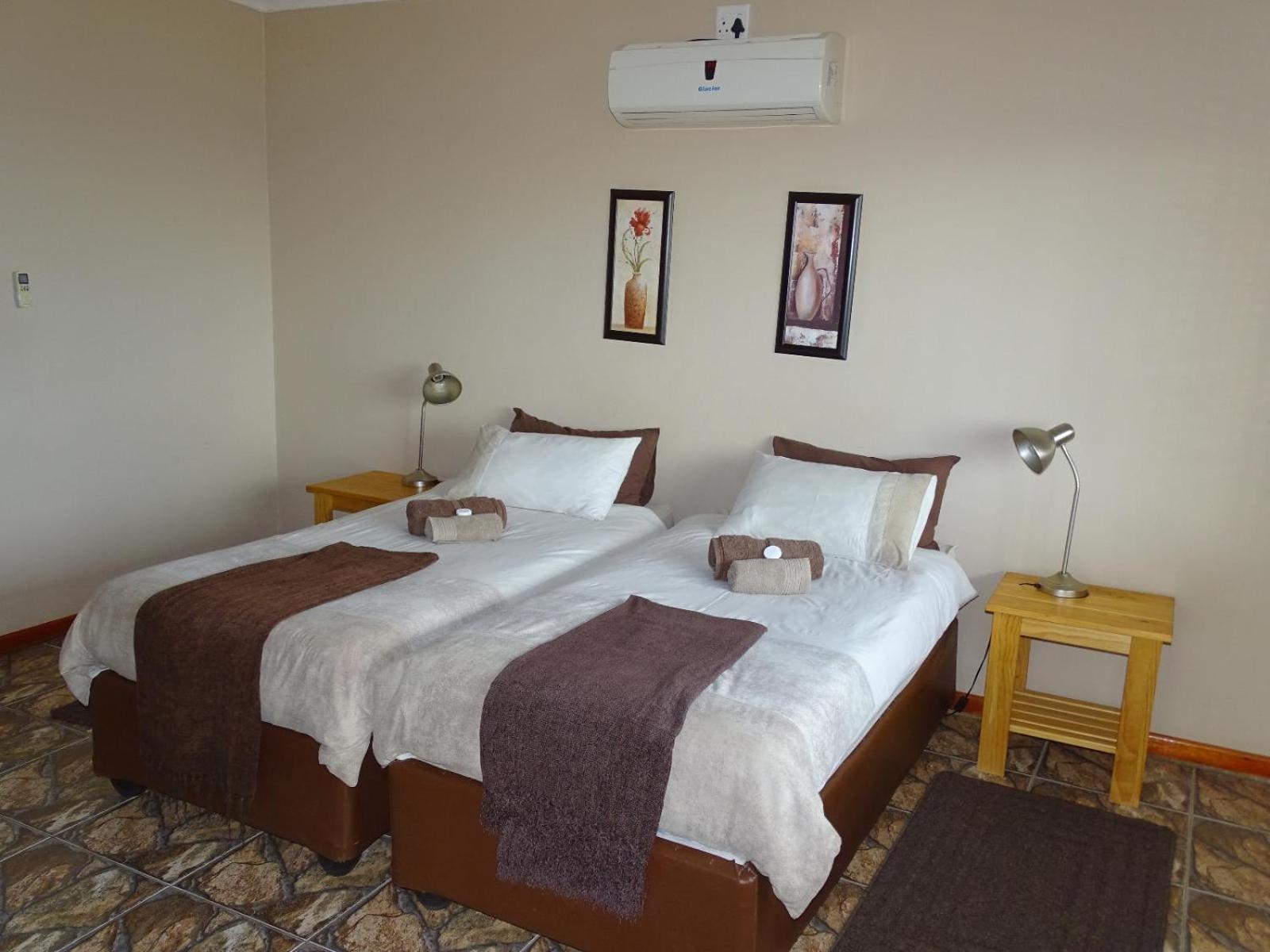Eden Chalets Windhoek Phòng bức ảnh